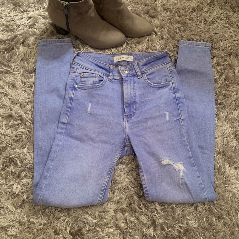 Ripped jeans